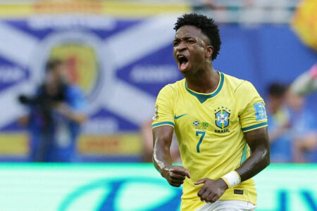 Vini Jr. iguala Neymar de 2014 com quatro gols em três jogos e disputa artilharia da Copa