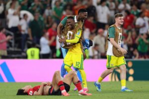 África do Sul vence Coreia por 1 a 0, chega inédita ao mata-mata e encara o Canadá