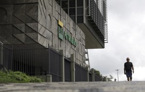 Petrobras resgata R$ 3,5 bilhões em dívida externa e antecipa vencimento de 2027