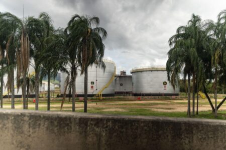 Refit recorre de suspensão na Receita e perde benefício de ICMS no Rio