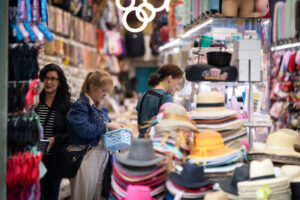 Procon-SP aponta alta de até 15% em perfumes para o Dia dos Namorados