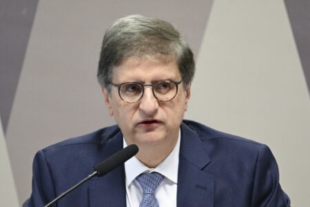 PGR pede que investigação da Abin paralela saia do STF e vá à primeira instância