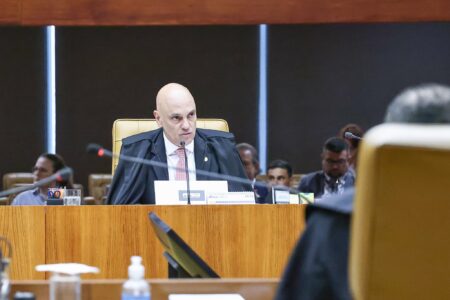 Rumble e Trump Media pedem revelia de Moraes; AGU contesta ação nos EUA