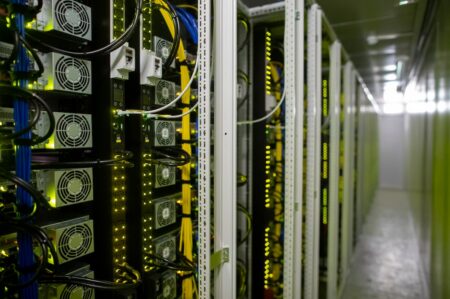 ON Semiconductor faz maior compra de sua história e entra na corrida por IA de borda