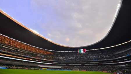 México abre Copa contra África do Sul sob pressão no Azteca