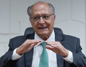 Alckmin cria órgão de direitos humanos no CNJ e limita atuação diplomática
