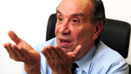 Aloysio Nunes encerra 27 anos de PSDB e se filia ao PSB, partido aliado de Lula