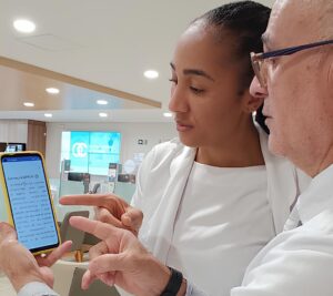145,3 milhões de clientes fazem do celular o canal principal do banco, aponta Febraban