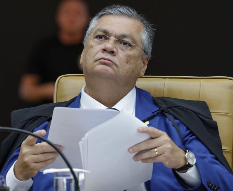 PGR contesta no Supremo fim da aposentadoria compulsória como punição a juízes