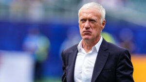 Deschamps deixa Copa após morte da mãe; Guy Stéphan assume França contra a Noruega
