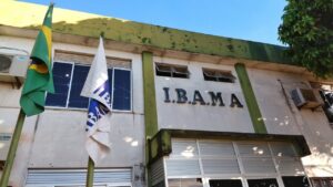 Governo efetiva Jair Schmitt no Ibama e mantém fiscal ambiental no comando