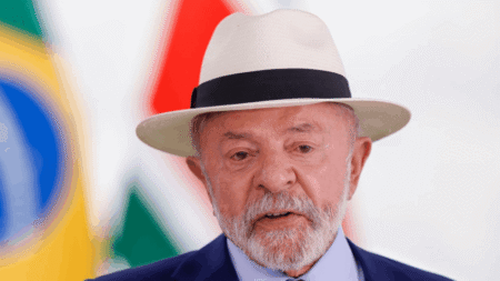 Lula anuncia alerta a celular roubado; veja como se proteger