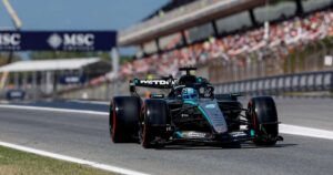Russell larga na pole no GP de Barcelona; Bortoleto sai em 12º na F1