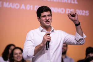 Lula fecha palanque com João Campos e pressiona Raquel Lyra em Pernambuco