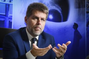 Cedae vê lucro recuar 78% sob efeito do Banco Master