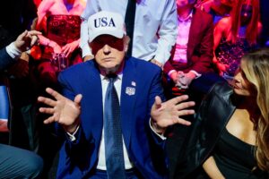 Trump mira vinho francês com tarifa de 100% em disputa sobre big techs