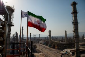 EUA e Irã preveem fundo privado de US$ 300 bi para reconstrução iraniana