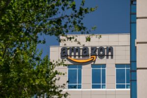 Amazon usa 9,46 bi de litros de água em data centers