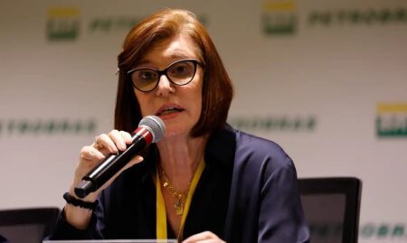 Pemex vem ao Brasil e assina memorando com Petrobras