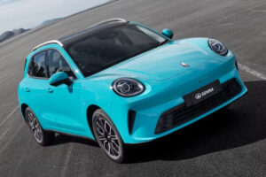 GWM abre pré-venda do Ora 5 com reserva de R$ 9 mil e mira BYD Yuan Plus