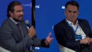 Ciro invoca peso político para explicar relação com Vorcaro