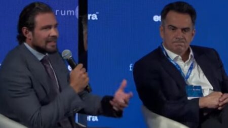 Ciro invoca peso político para explicar relação com Vorcaro