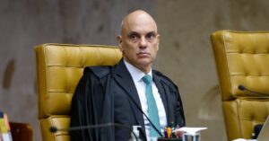 Moraes mantém multa de R$ 452 mil a Jefferson e autoriza 24 parcelas