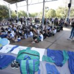 Mais de 36 mil alunos começam a receber novos uniformes escolares em Piracicaba