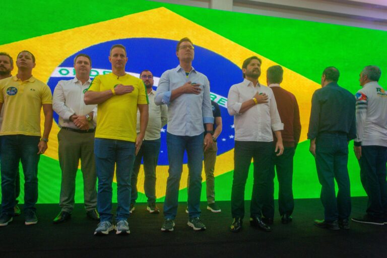 Com a presença do irmão de Bolsonaro e Derrite, Madureira lança campanha para deputado estadual em Piracicaba