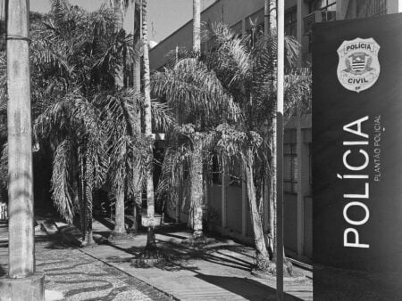 Grávida de 17 anos é ameaçada durante briga de vizinhos com faca e facão em Piracicaba