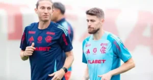 Jorginho confirma contato de Filipe Luís, mas garante permanência no Flamengo