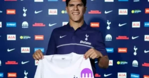 Tottenham fecha contratação recorde de Mateus Fernandes por R$ 584 milhões
