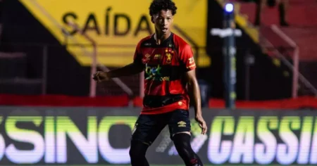 Cruzeiro oferece R$ 20,4 milhões ao Sport por volante Zé Lucas, de 18 anos