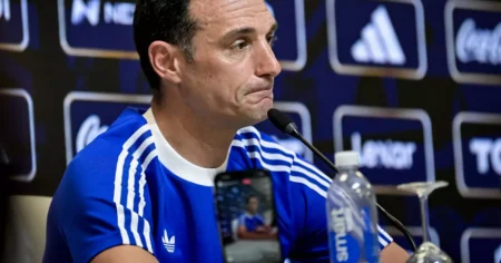 Scaloni escala Messi contra o Egito e usa queda do Brasil como alerta