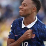 Globo não transmitirá semifinal da Copa pela primeira vez desde 1970; CazéTV exibe França x Espanha