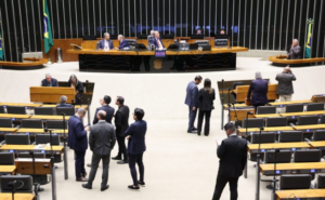Diesel pode ter desconto de R$ 0,32 se Senado aprovar MP de R$ 10 bi até dia 16