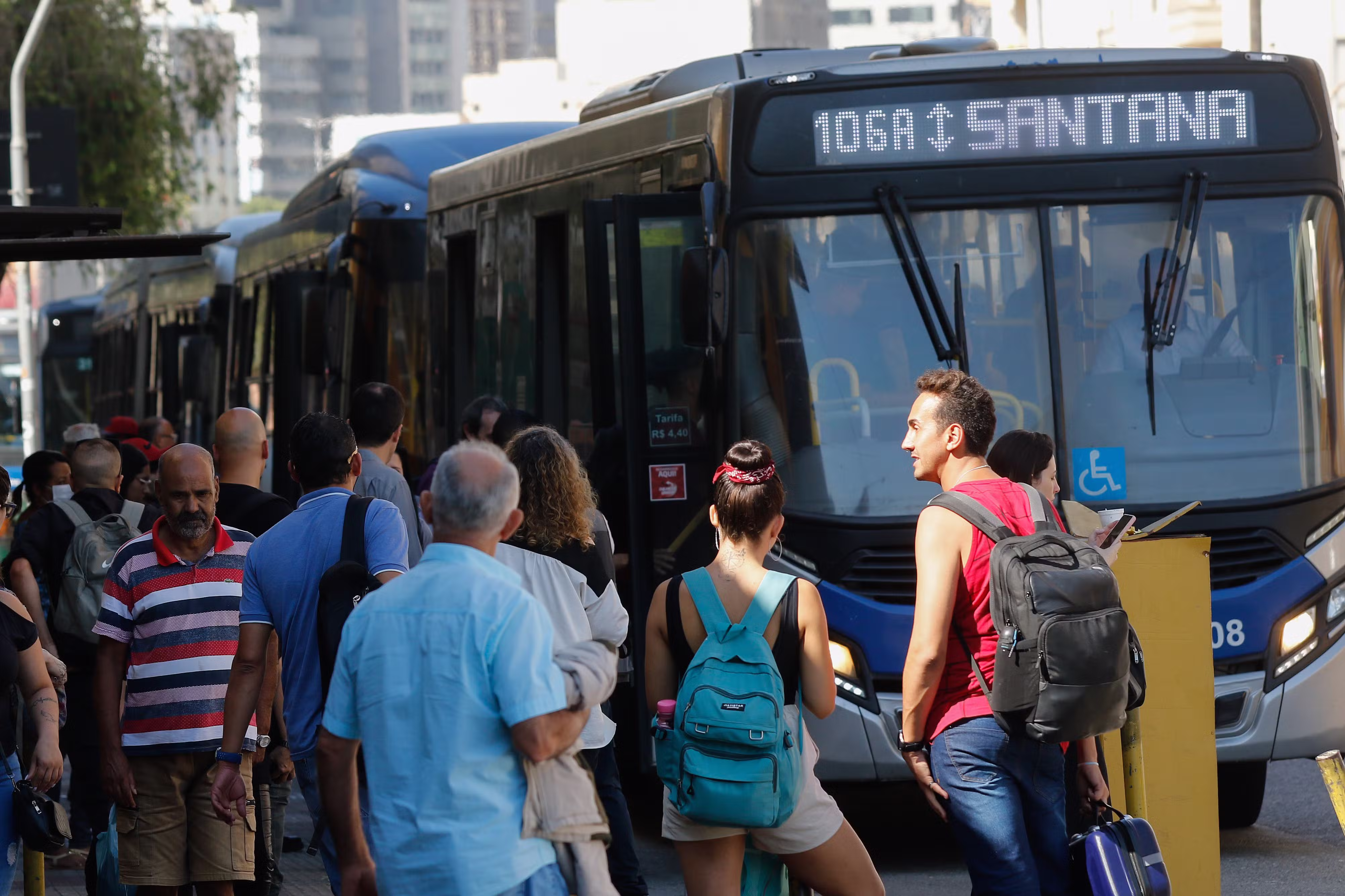 Governo lança plano de mobilidade de R$ 430 bi para 187 projetos urbanos