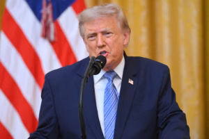 Trump ataca redes de TV dos EUA por recusarem discurso sobre eleição de 2020