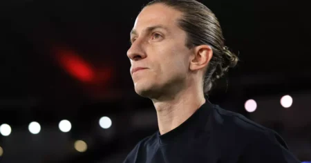Monaco contrata Filipe Luís até 2028 e leva ex-Flamengo à Europa