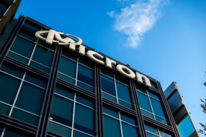 Micron aposta US$ 250 bi nos EUA na corrida por chips de inteligência artificial