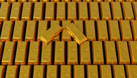 um adolescente cai abaixo de US$ 4.000 após pior trimestre em 13 anos
