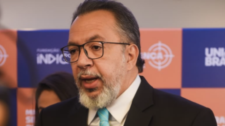 Moraes revoga cautelares de ex-prefeito preso em operação da PF