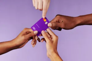 Nubank mira US$ 4,2 bi no México até 2030 após reunião com Sheinbaum