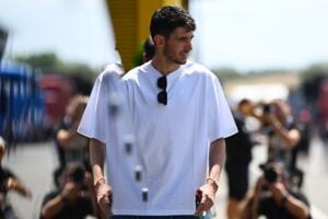 Ocon admite futuro incerto, e Rafa Câmara disputa vaga na Haas para 2027