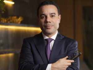 TJPR condena advogada a indenizar TIM em R$ 100 mil por ações em série