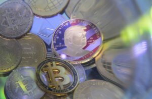 Trump declara US$ 1,4 bi em cripto, mas documento omite origem exata
