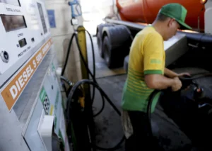 Governo repassa R$ 2,7 bi à Petrobras, e subsídio do diesel chega a R$ 4,7 bi