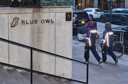 Blue Owl limita resgates após investidores pedirem US$ 4,7 bi em dois fundos