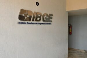 IBGE mede impacto das enchentes no RS com só 18% das entrevistas concluídas