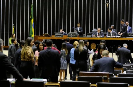 Câmara tenta fechar acordo com governo para renegociar dívida rural